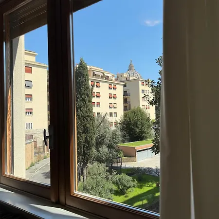 St Peter With Private Parking By Dama Rome