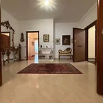 St Peter With Private Parking By Dama Affittacamere 4*